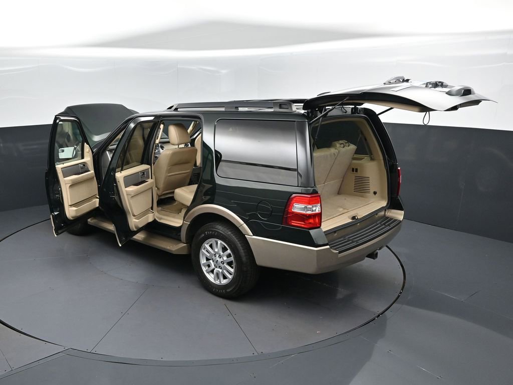 Used 2012 Ford Expedition XLT RWD image 2