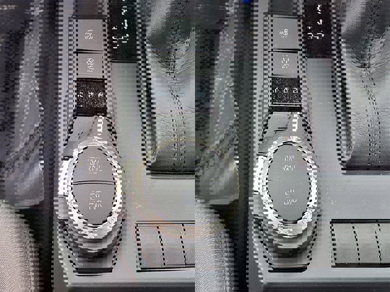 Certified 2025 Toyota Tacoma SR5 image 20