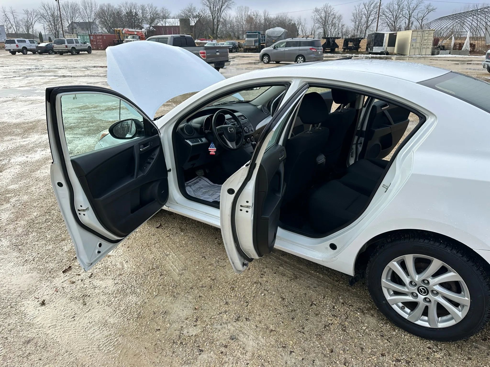 Used 2013 MAZDA MAZDA3 i Touring image 11