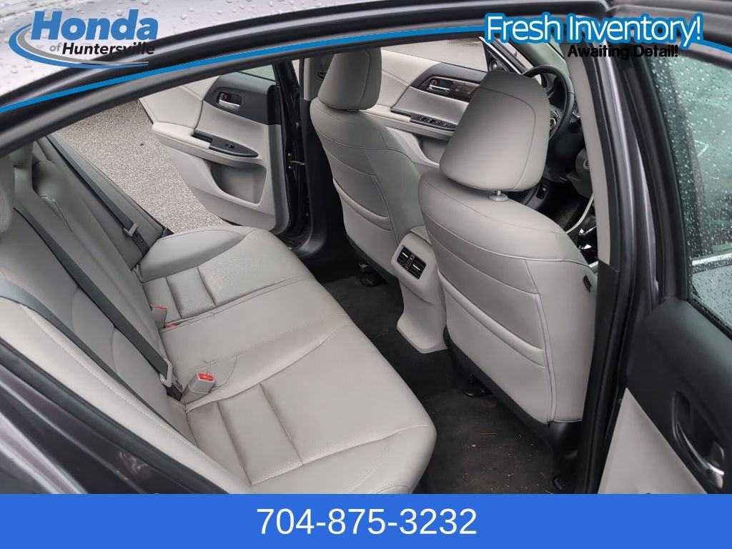 Used 2017 Honda Accord EX-L image 14