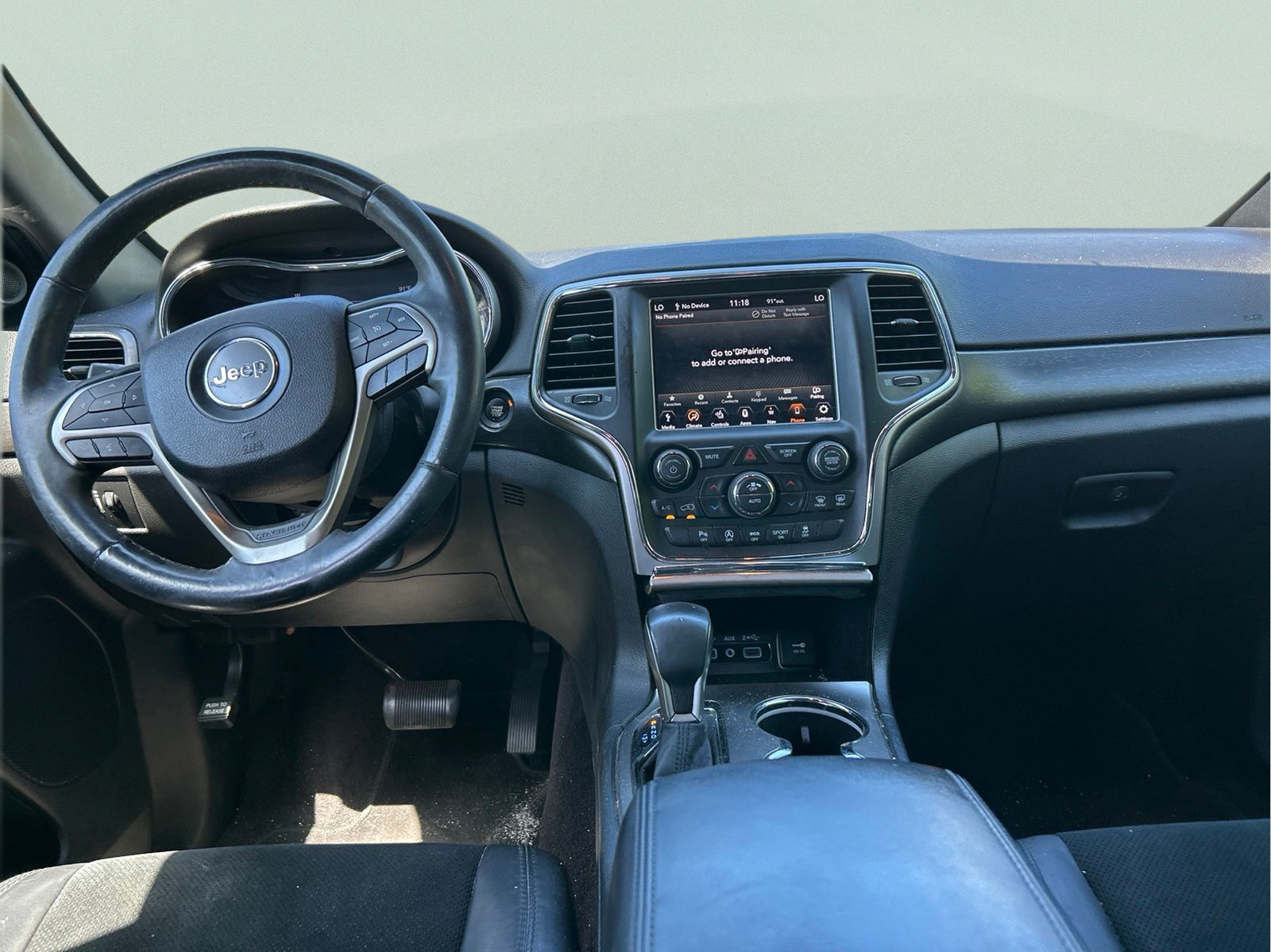 Used 2018 Jeep Grand Cherokee Altitude RWD image 13