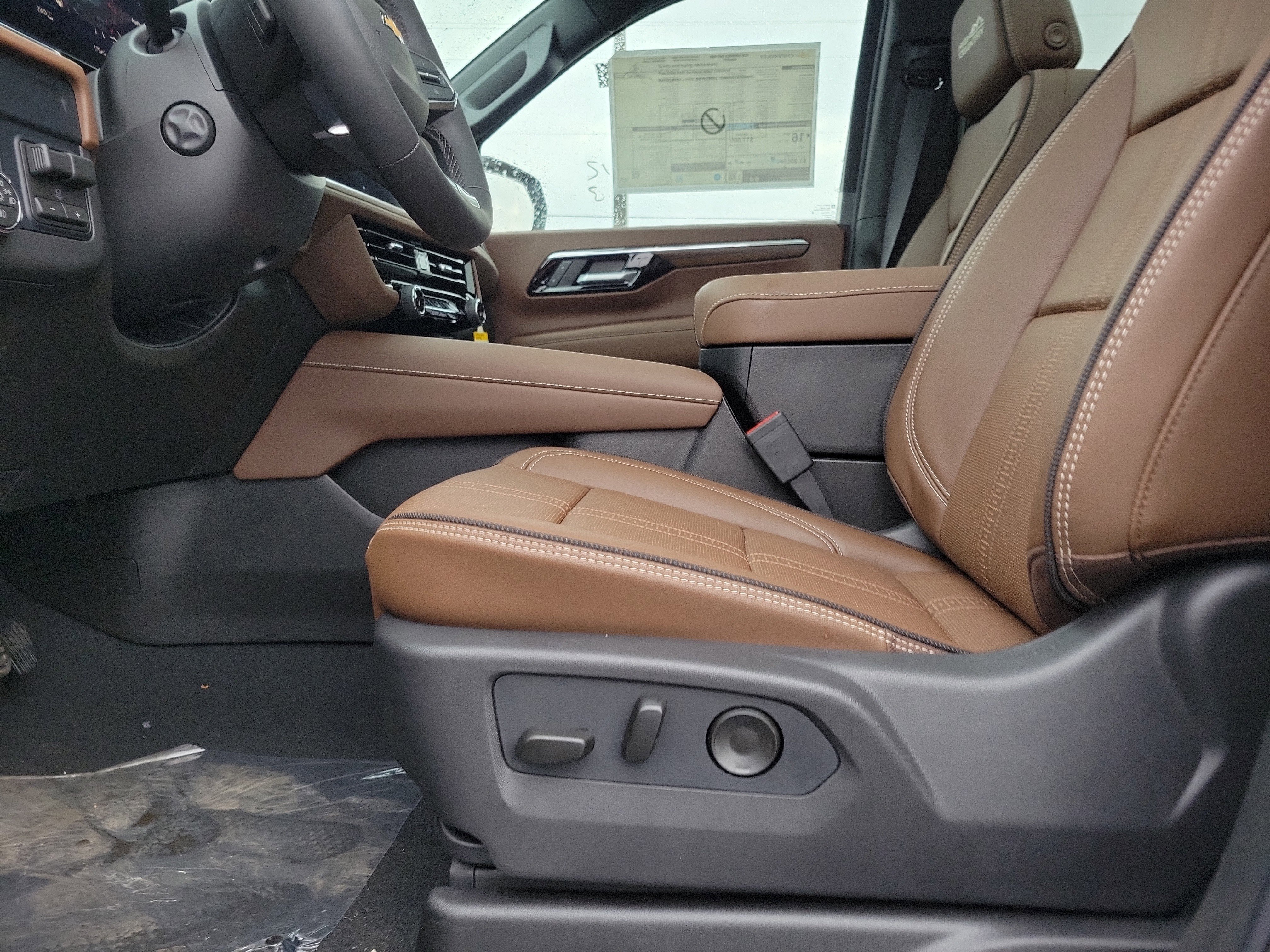 New 2026 Chevrolet Suburban High Country w/ Sun And Tow Package AWD/4WD image 16