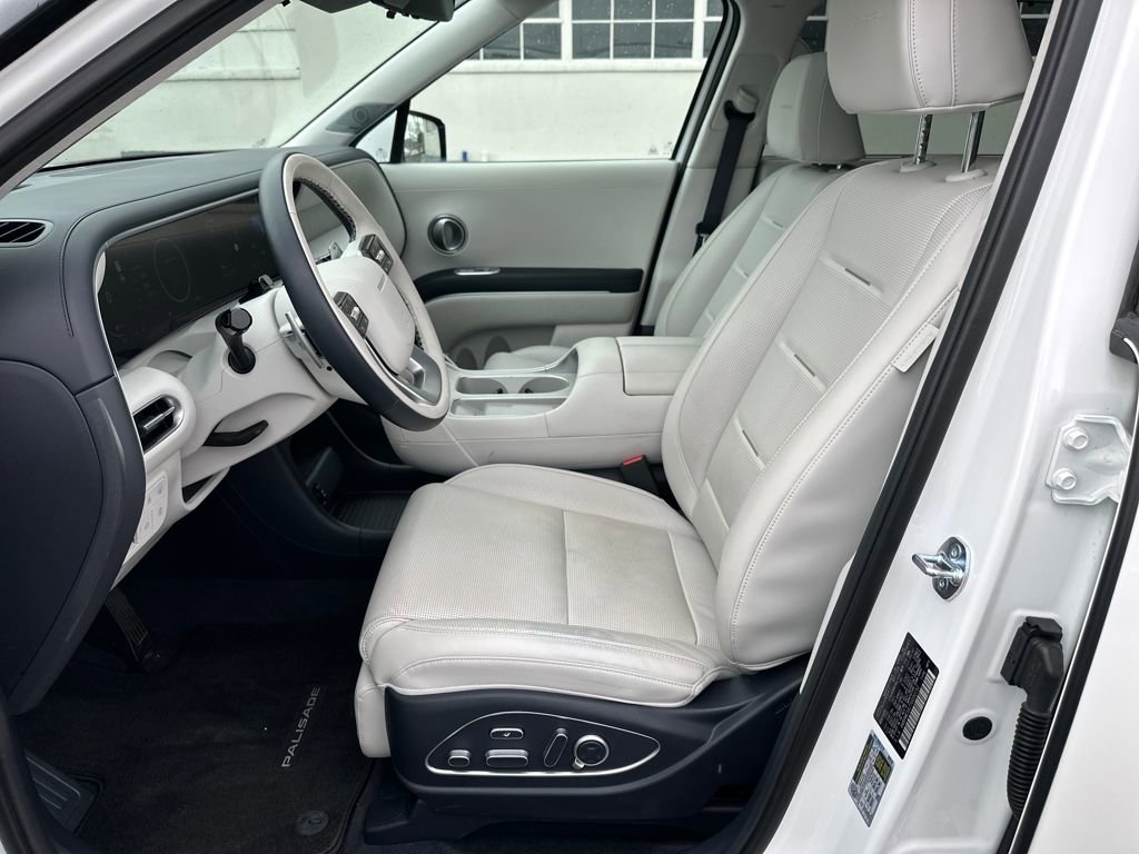 Used 2026 Hyundai Palisade Calligraphy image 10