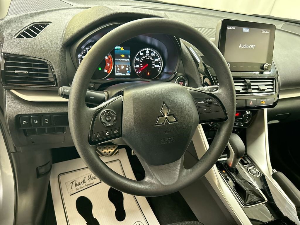 Used 2024 Mitsubishi Eclipse Cross Black Edition image 4