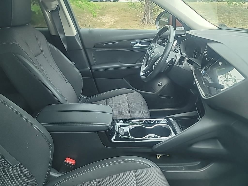 Used 2021 Buick Envision Preferred FWD image 4