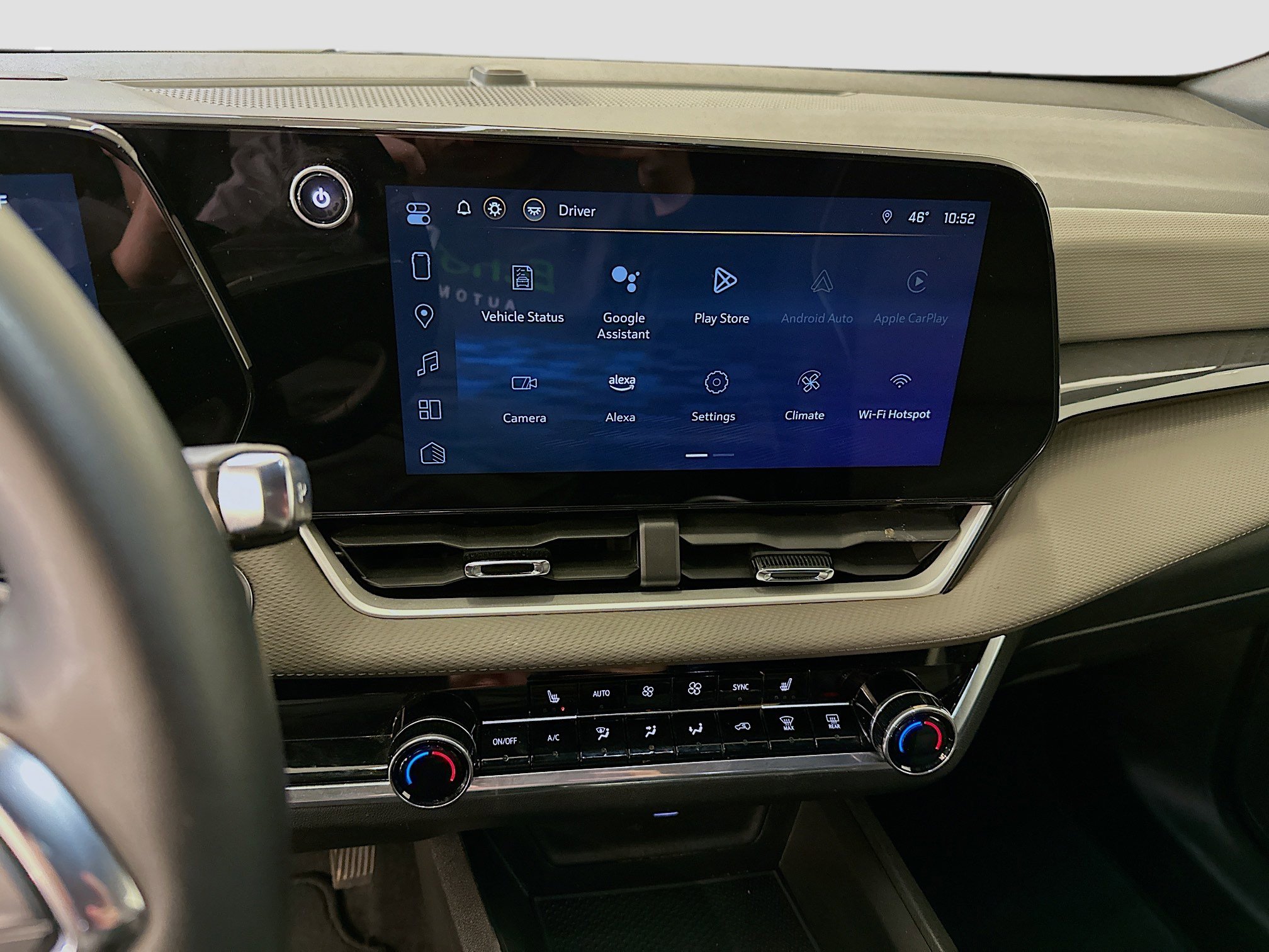 Used 2025 Chevrolet Equinox LT w/ Convenience Package II image 26