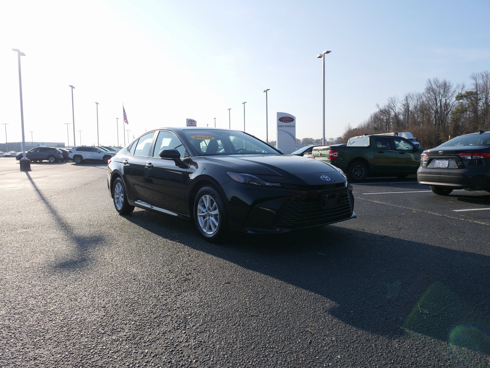 Used 2025 Toyota Camry LE image 10