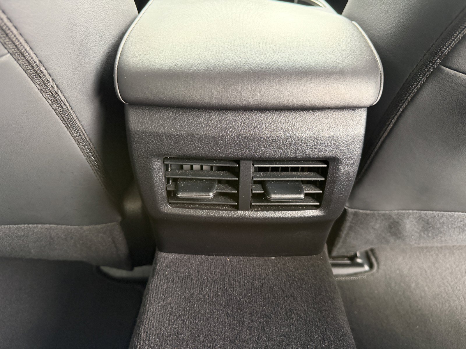 Used 2017 Lexus IS 300 AWD w/ Premium Package image 11