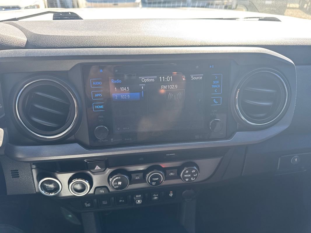 Used 2019 Toyota Tacoma TRD Off-Road image 6