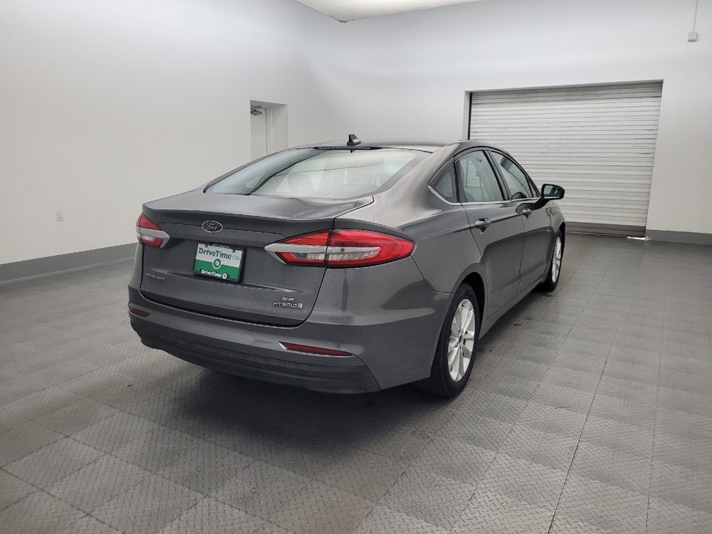 Used 2019 Ford Fusion SE FWD image 9