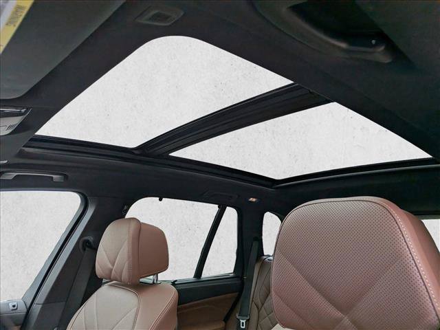 Certified 2026 BMW X5 M60i AWD/4WD image 16