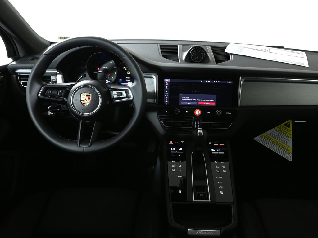 New 2026 Porsche Macan AWD/4WD image 16