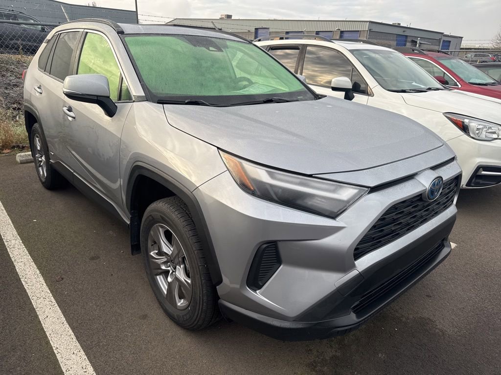 Used 2024 Toyota RAV4 XLE image 4