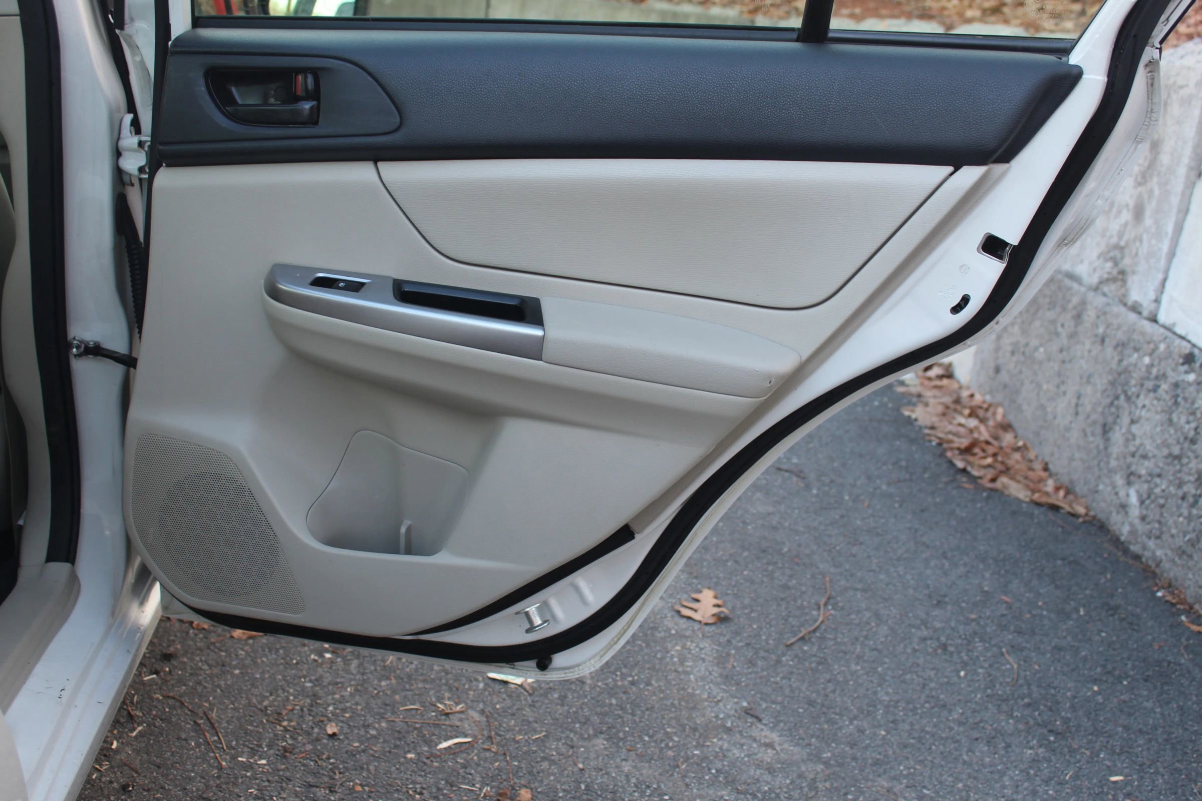 Used 2016 Subaru Impreza 2.0i image 16