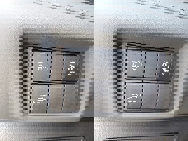 Used 2023 Toyota Highlander XSE image 28