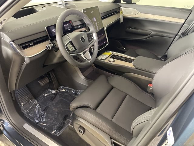 Used 2025 Volvo EX90 Ultra AWD/4WD image 16