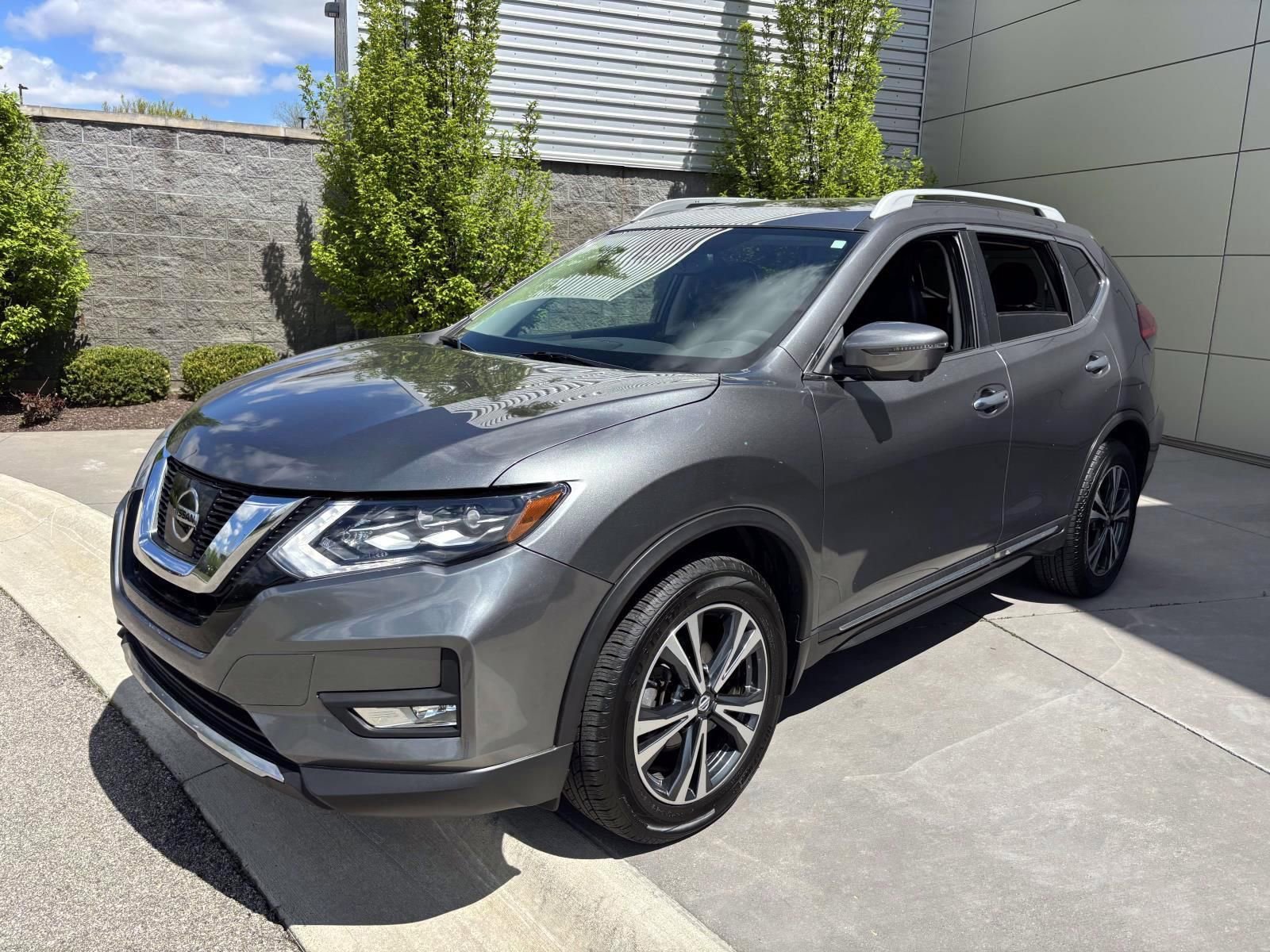 Used 2017 Nissan Rogue SL w/ SL Premium Package