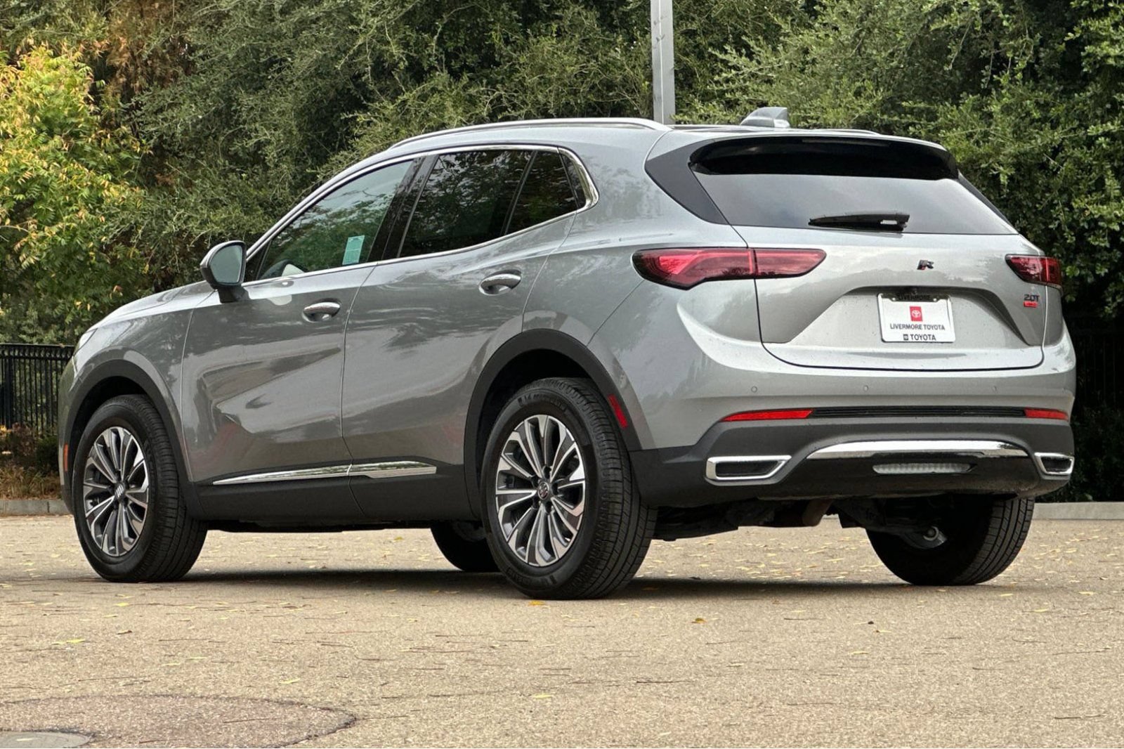 Used 2024 Buick Envision Preferred AWD/4WD image 6