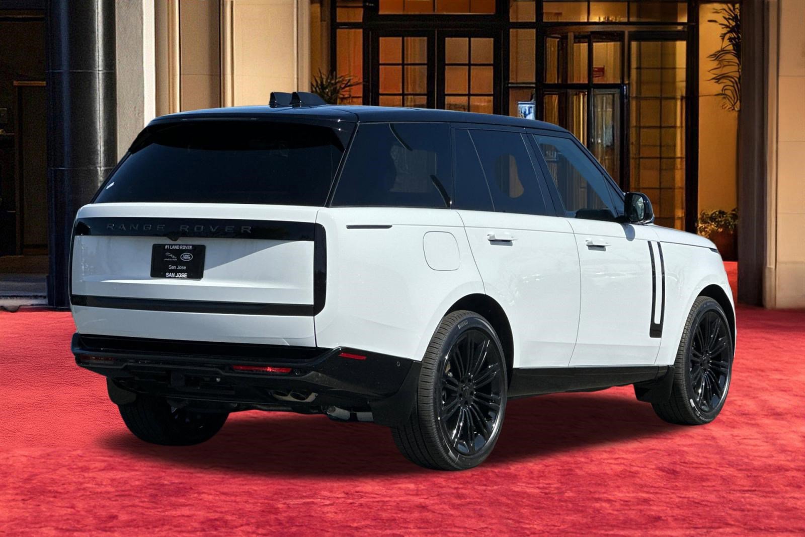 New 2026 Land Rover Range Rover SE image 10