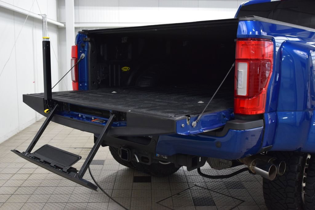 Used 2022 Ford F450 Limited image 26