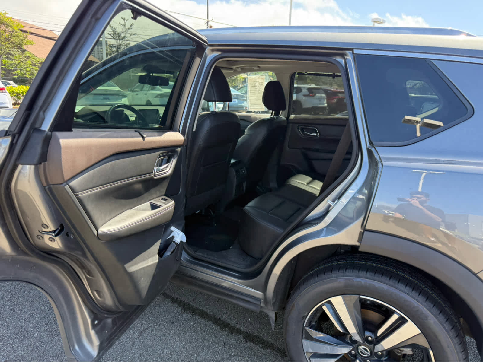 Used 2021 Nissan Rogue SL image 9