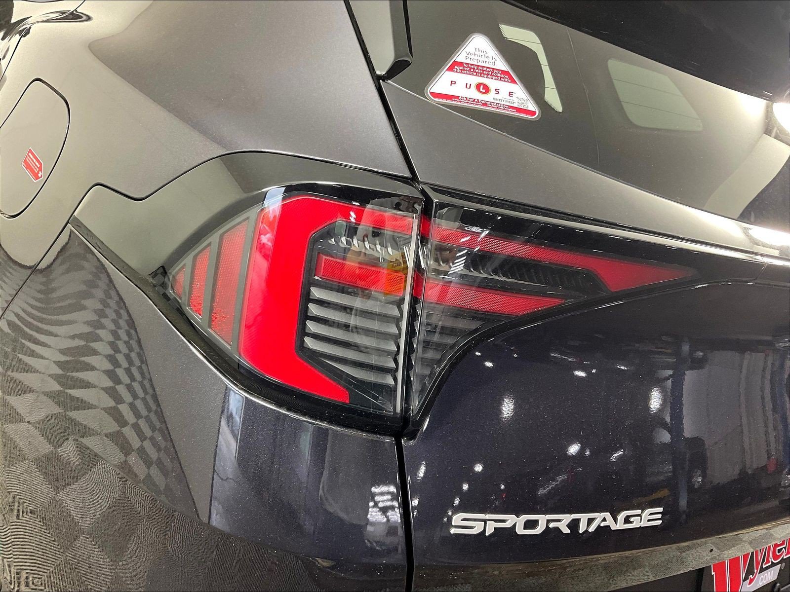 New 2026 Kia Sportage EX w/ EX Panorama Roof Package FWD image 15