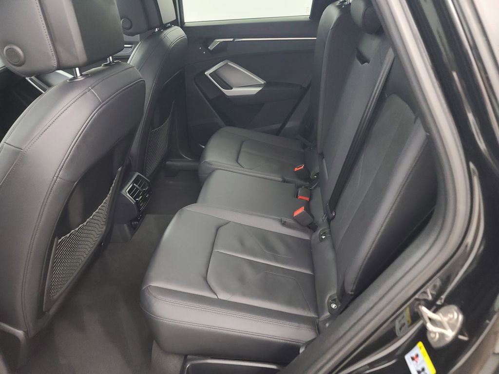 Used 2025 Audi Q3 2.0T Premium AWD/4WD image 21