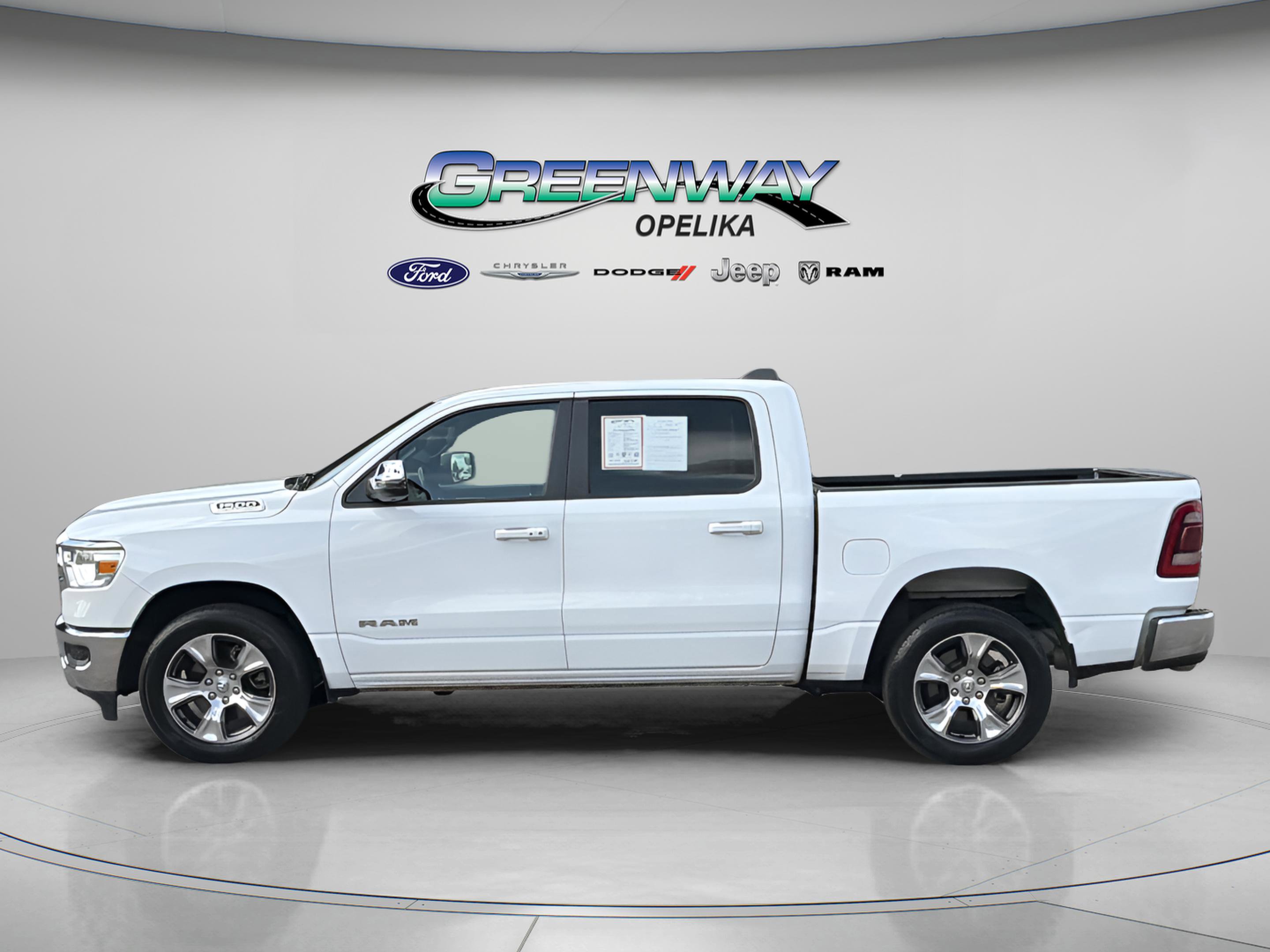 Used 2024 RAM 1500 Laramie image 6