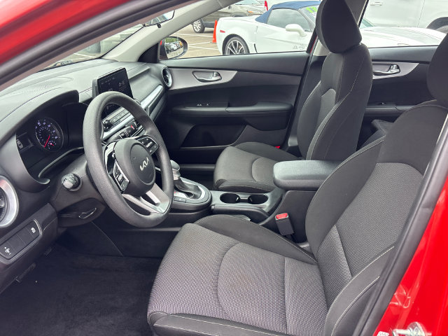 Used 2023 Kia Forte LXS FWD image 2