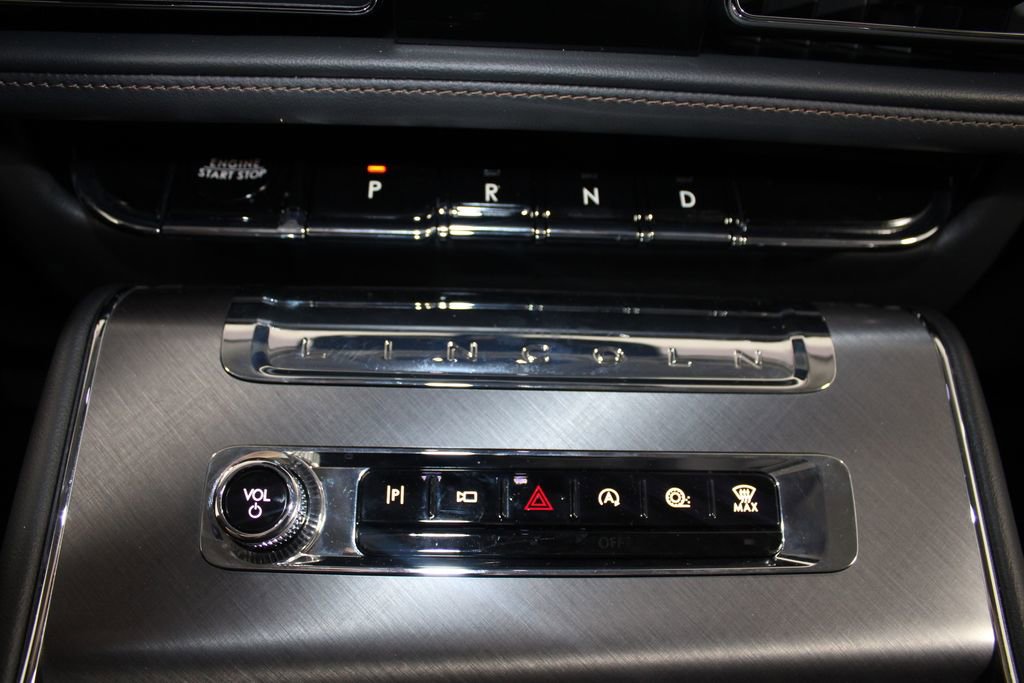New 2025 Lincoln Aviator 2WD w/ Jet Appearance Package image 45