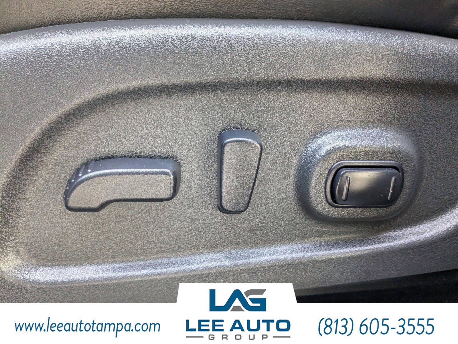 Used 2019 INFINITI QX60 Luxe w/ Essential Package image 22