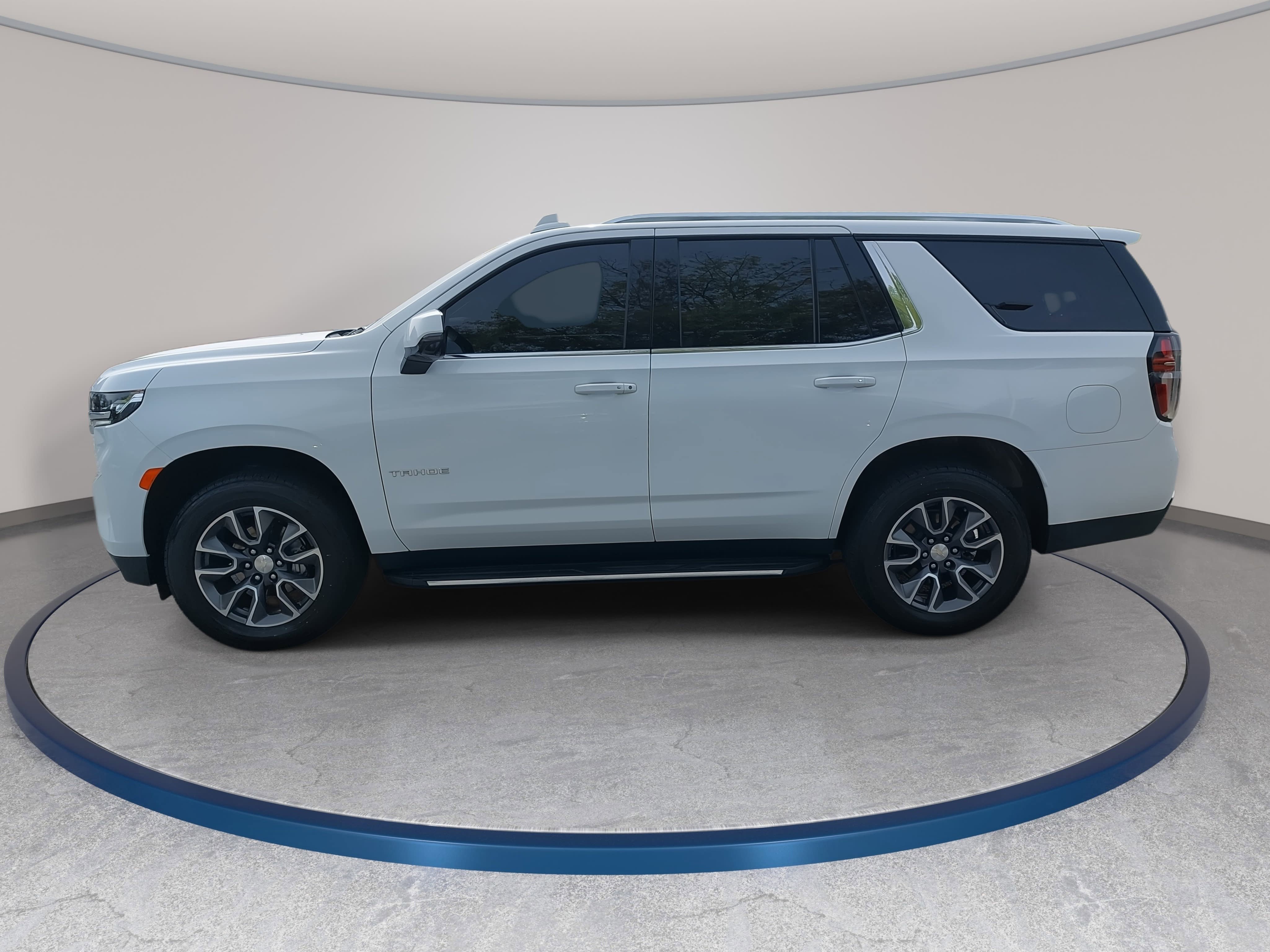 Used 2021 Chevrolet Tahoe LT w/ LT Signature Package image 8