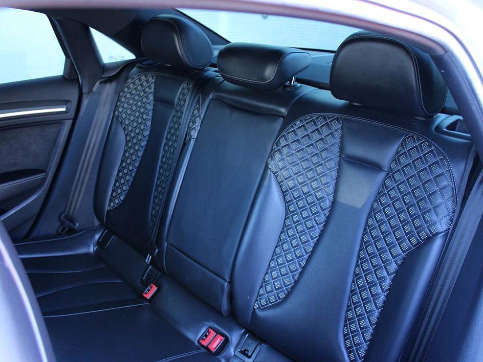 Used 2019 Audi RS 3 w/ Technology Package image 13