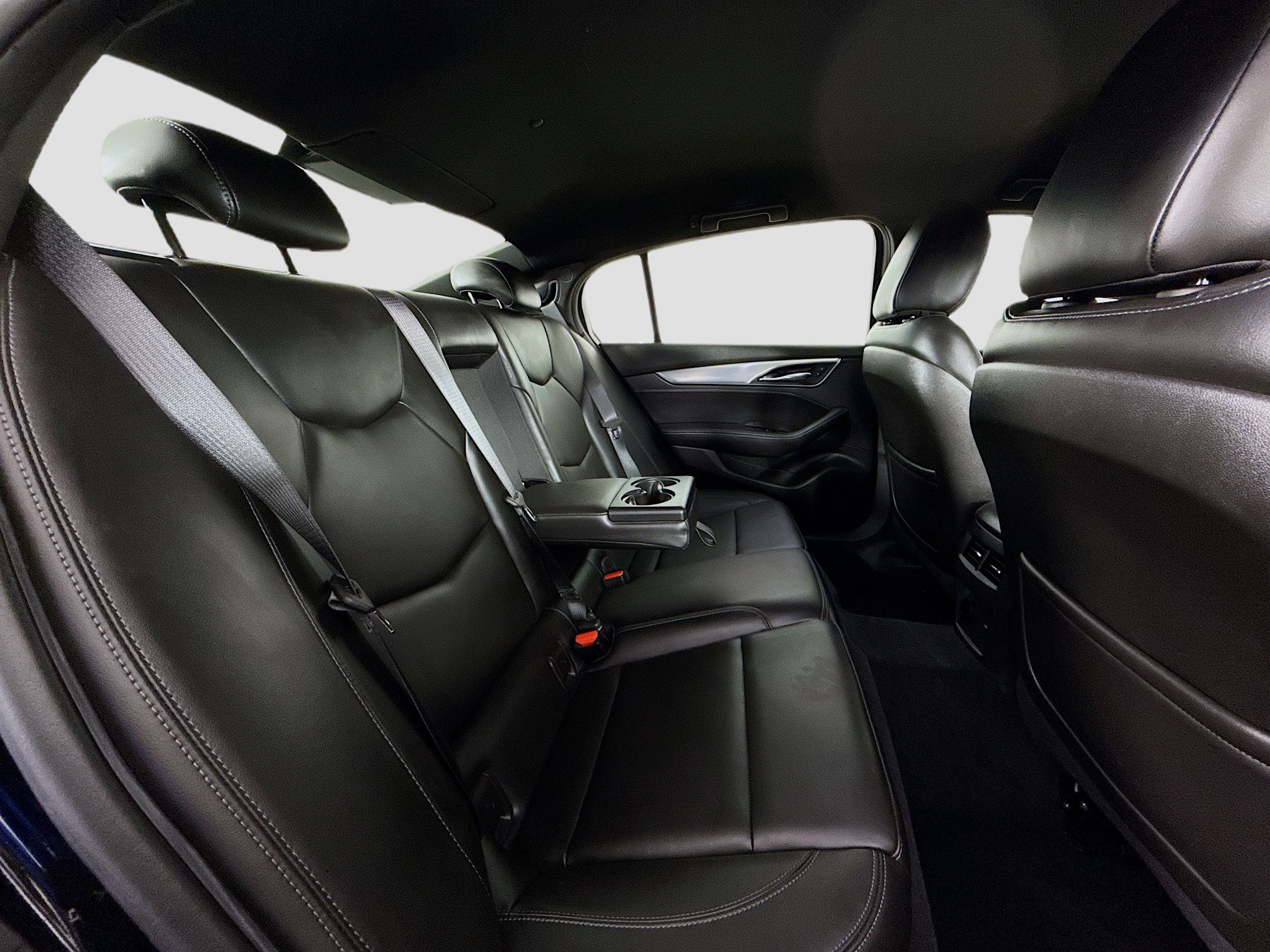 Used 2023 Cadillac CT5 Luxury w/ Cold Weather Package RWD image 29