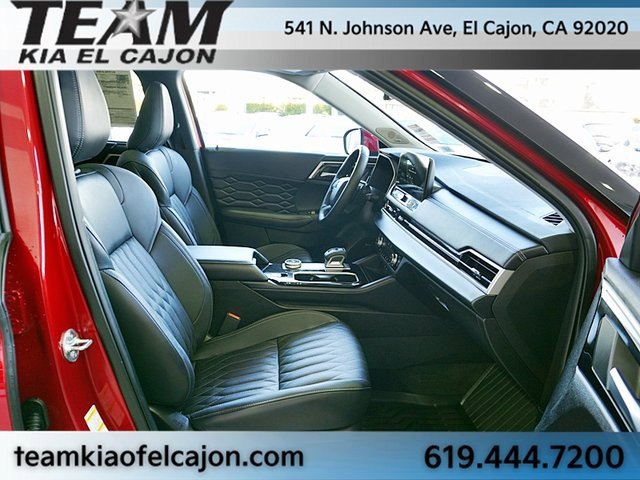 Used 2025 Mitsubishi Outlander SEL image 11