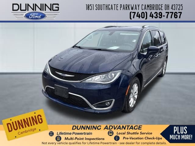 Used 2019 Chrysler Pacifica Touring-L image 1