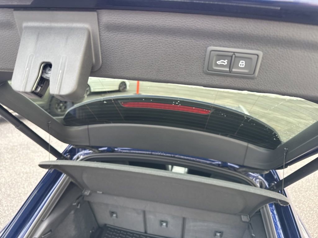 Used 2023 Audi Q3 2.0T Premium Plus image 11