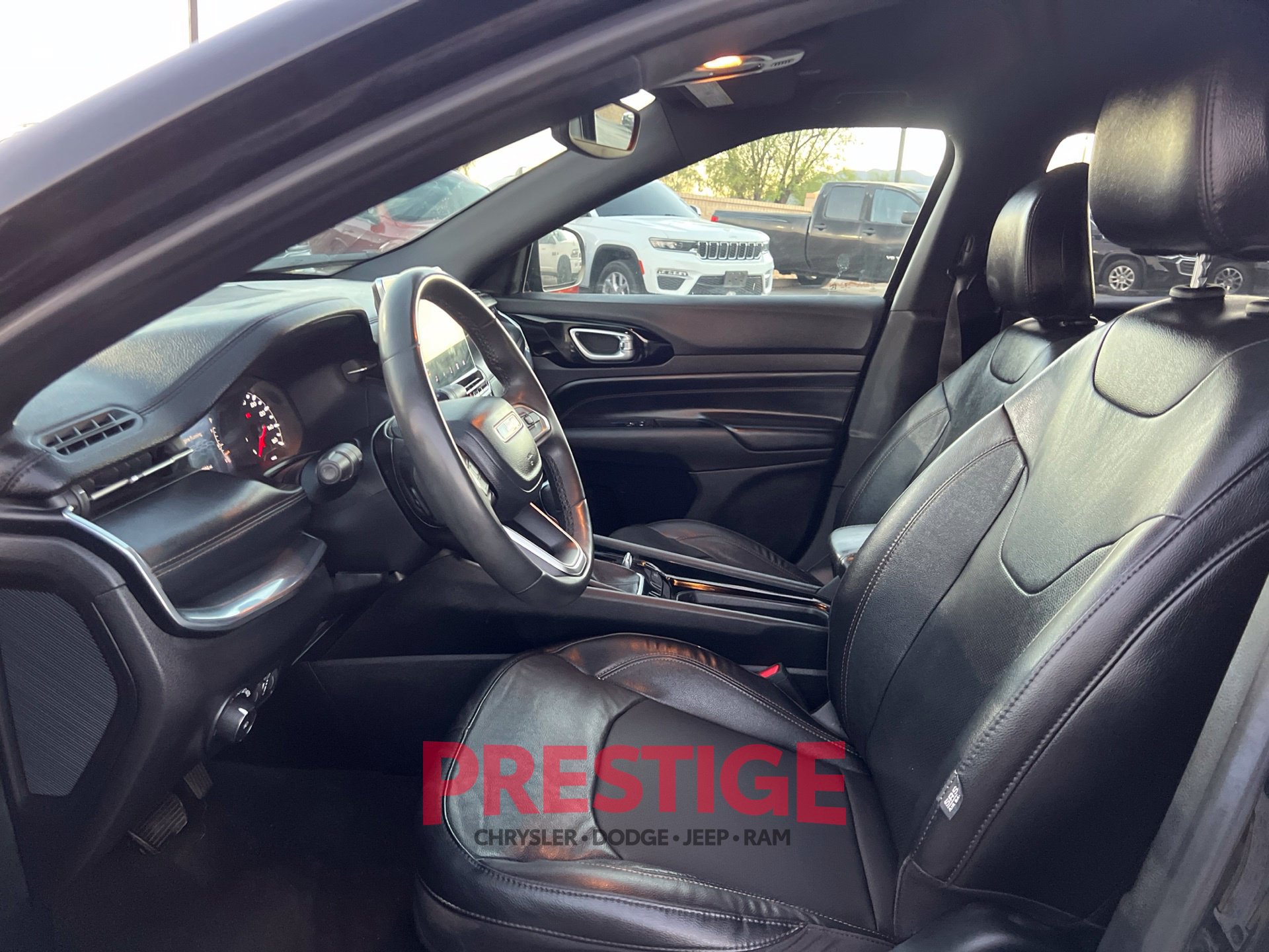 Used 2023 Jeep Compass Limited AWD/4WD image 30