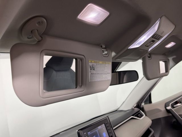 Used 2022 Toyota RAV4 XLE image 37