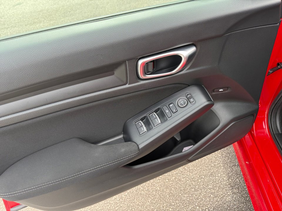 Used 2023 Honda Civic Sport image 36