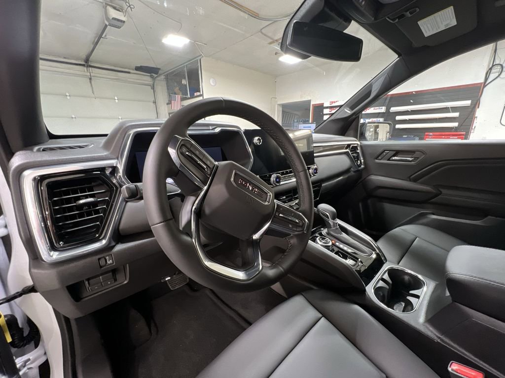 New 2026 GMC Canyon Elevation w/ Convenience Package image 10