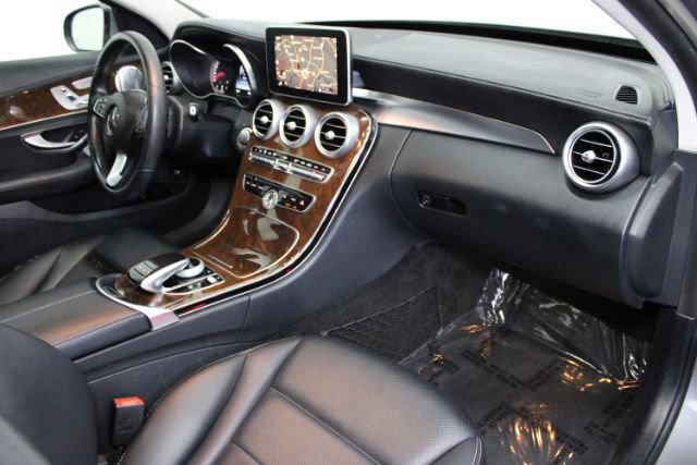 Used 2015 Mercedes-Benz C 300 4MATIC Sedan image 29