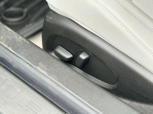 Certified 2023 Chevrolet Camaro LT w/ RS Package image 8