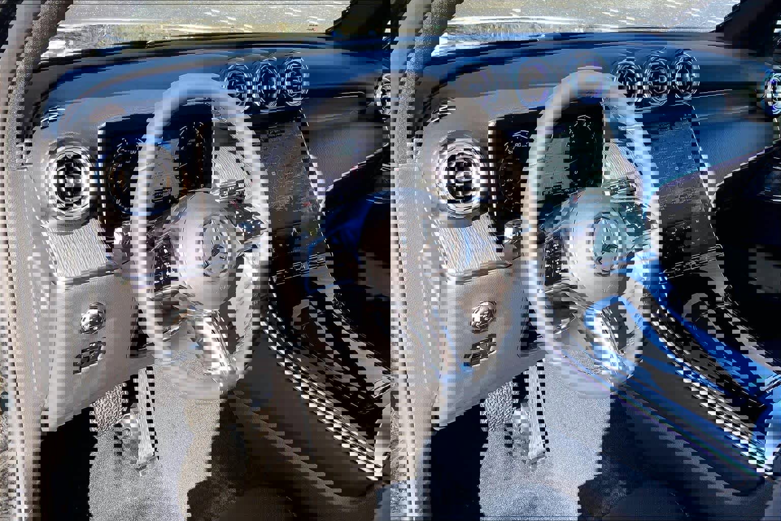 New 2026 Mercedes-Benz GLC 300 4MATIC image 9