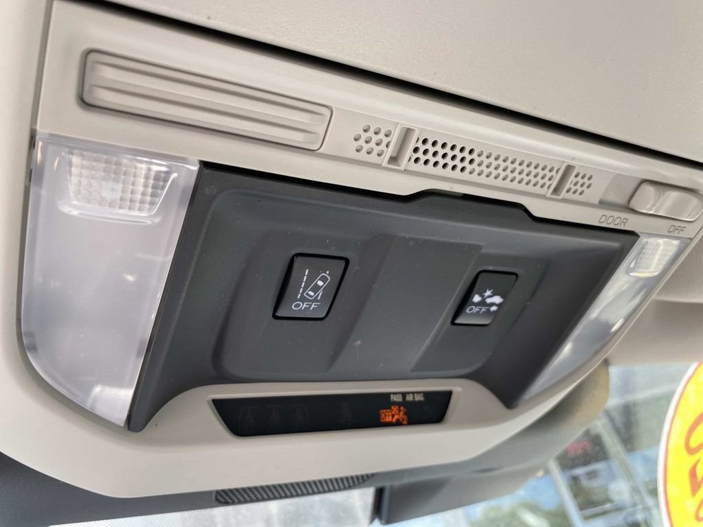 Certified 2023 Subaru Forester AWD/4WD image 30