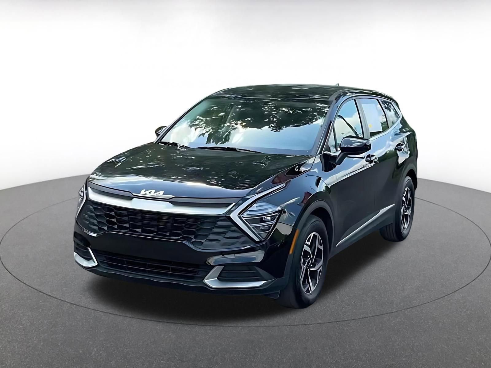 Used 2025 Kia Sportage LX FWD image 7