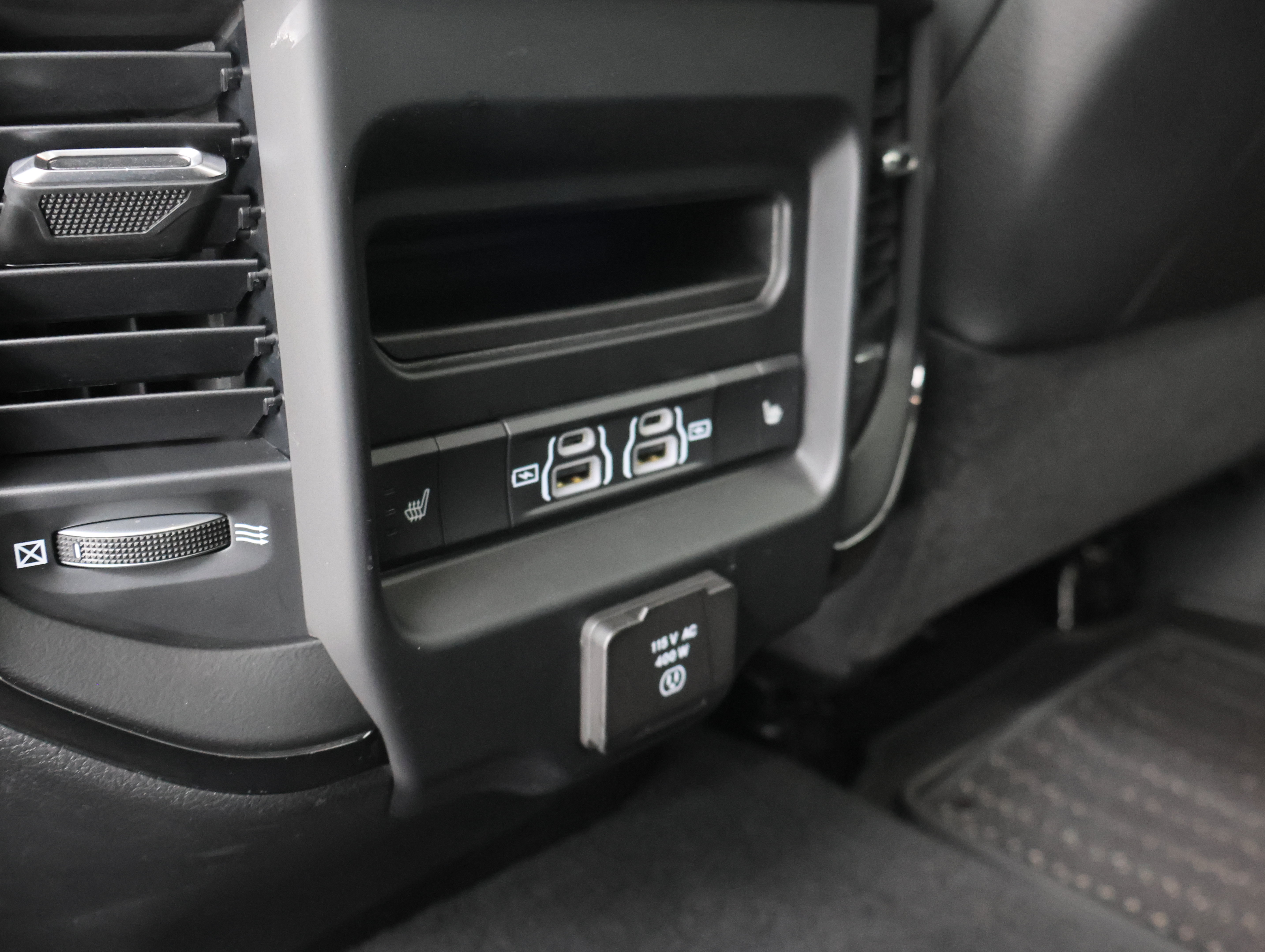 Used 2023 RAM 2500 Limited AWD/4WD image 41