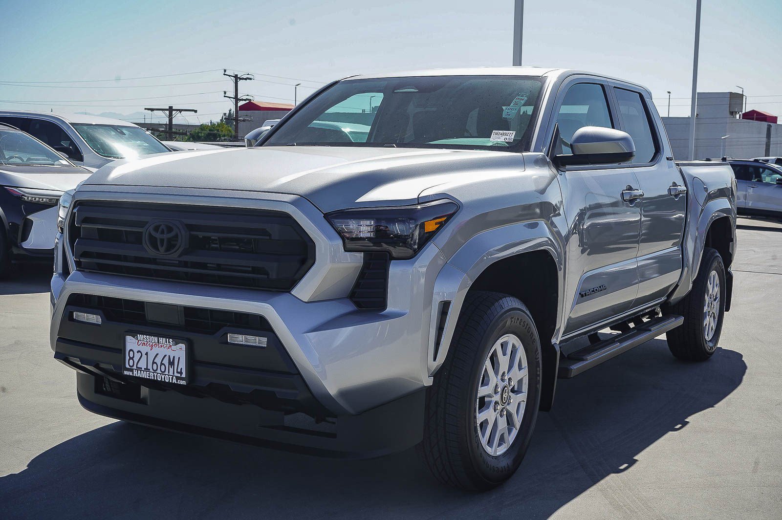 Certified 2026 Toyota Tacoma SR5 AWD/4WD image 3