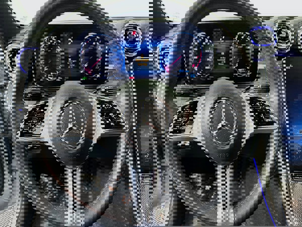 Used 2022 Mercedes-Benz C 300 4MATIC Sedan w/ Exclusive Trim Package image 12