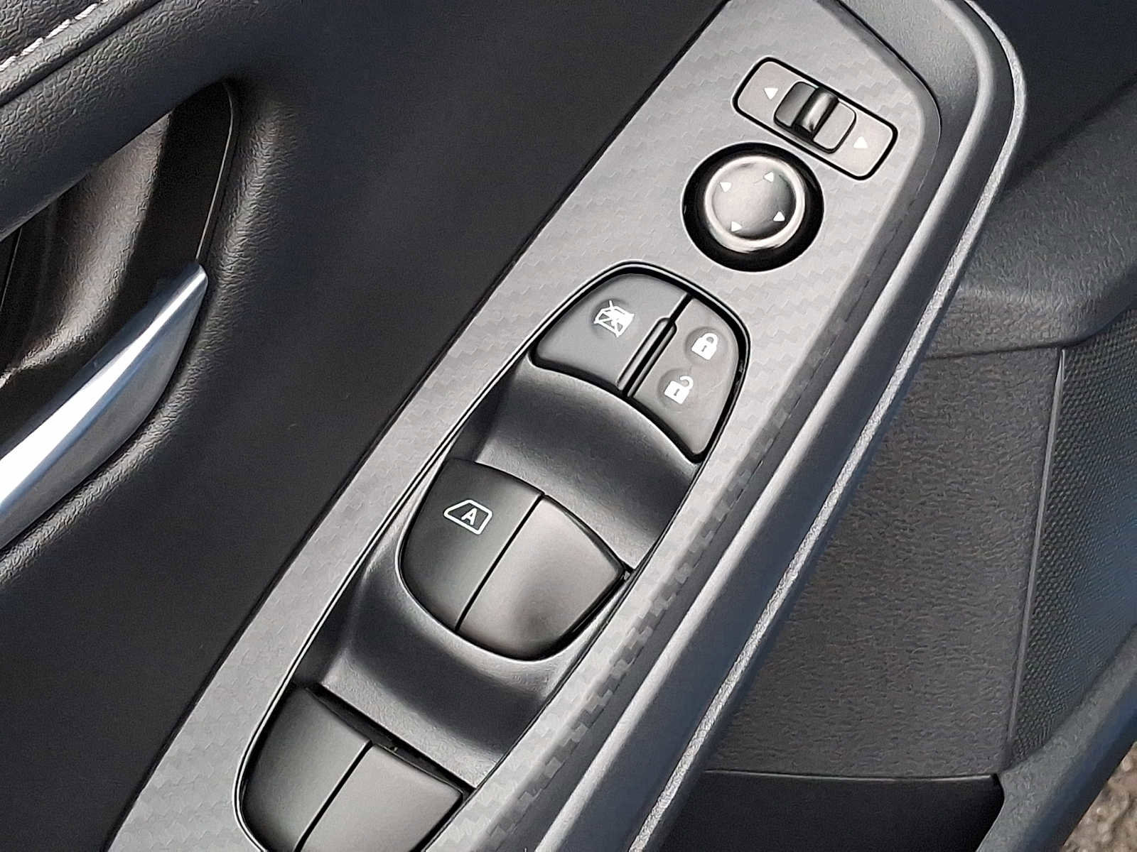 Used 2022 Nissan Sentra SV w/ All-Weather Package image 24